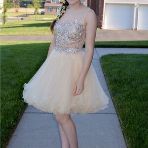 Chic Cream Sequin Prom Dress